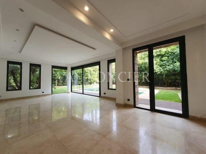 Location Villa 725m2 Avec Piscine, Palmeraie Bouskoura - الدار البيضاء (3)