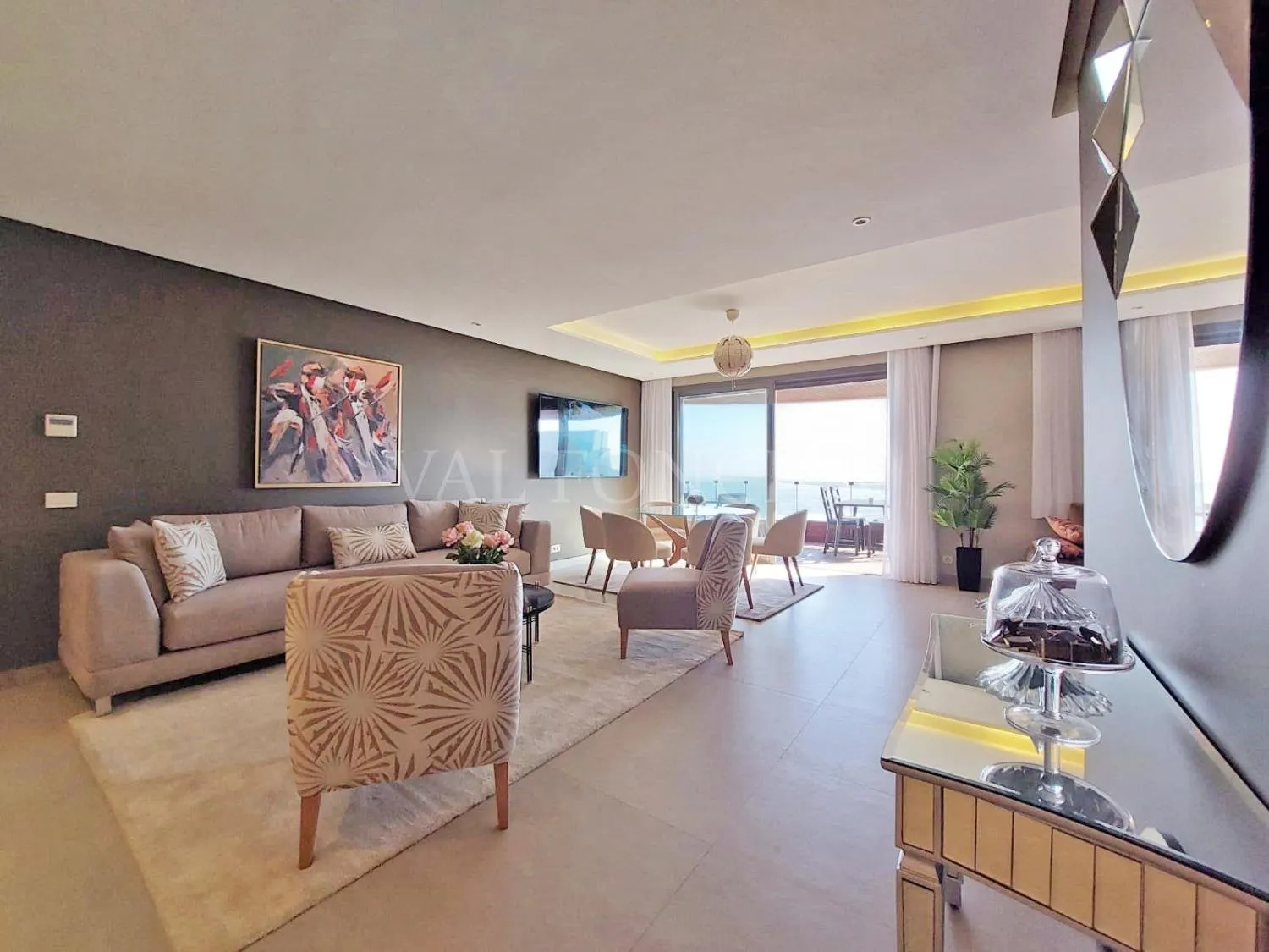 Location sublime appartement 176m2 meublé moderne avec terrasse à la Marina, Casablanca - الدار البيضاء (2)