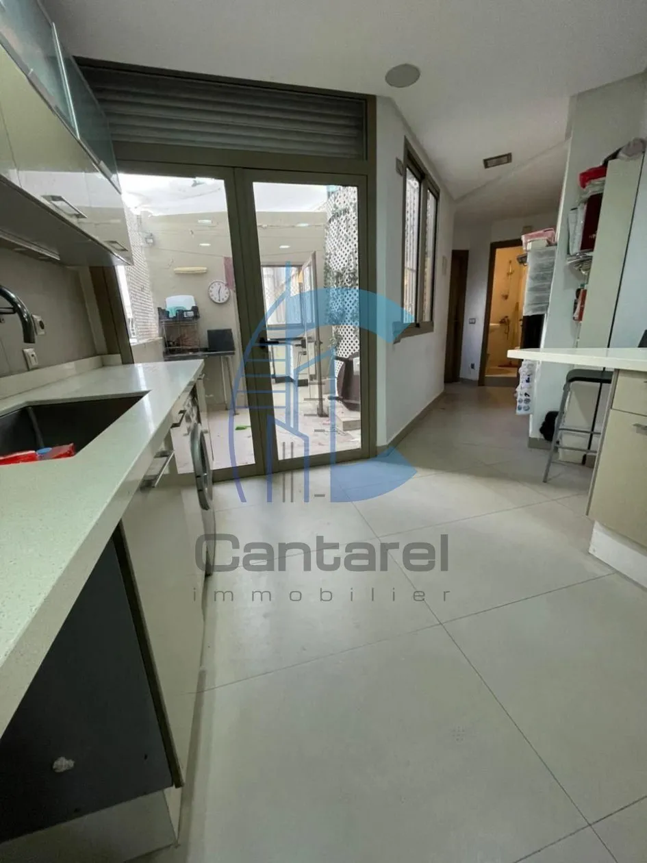 LOCATION LUMINEUX APPARTEMENT 2MARS - الدار البيضاء (2)