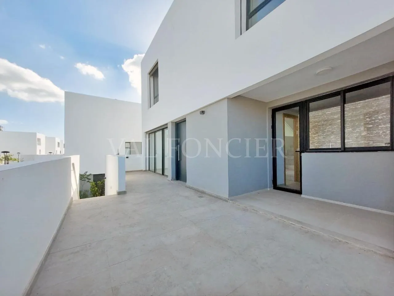 Location Duplex Neuf 145m2 avec terrasse  ville verte, Bouskoura - الدار البيضاء