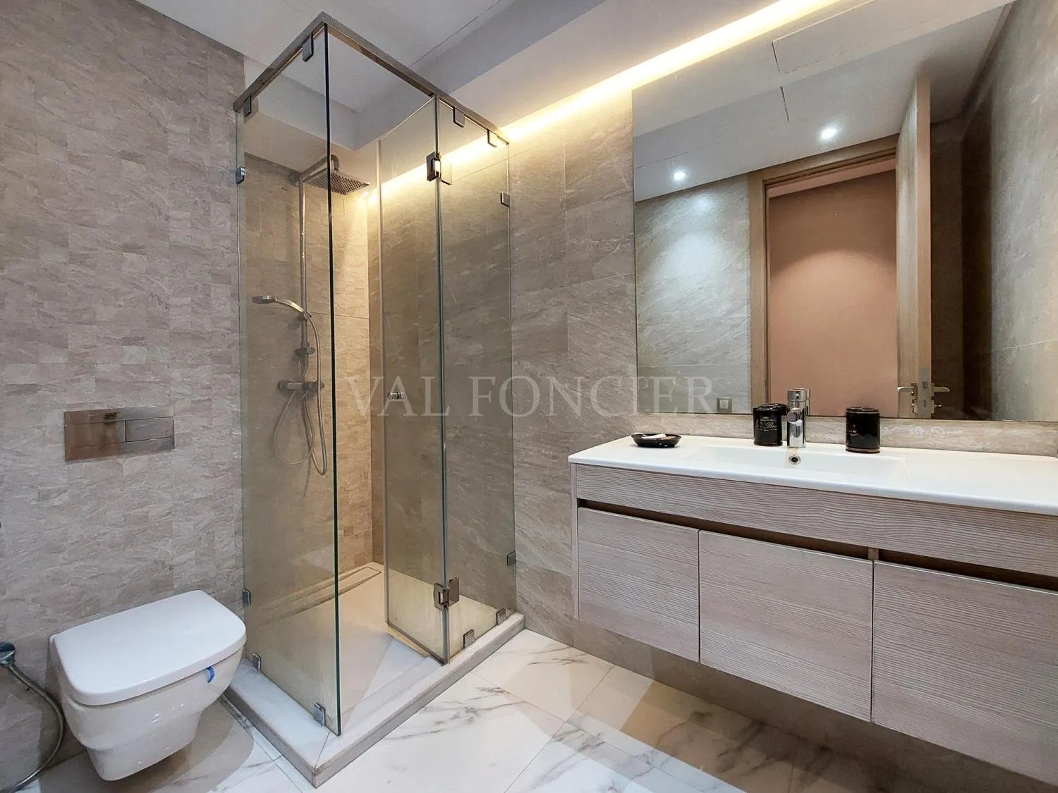 Location Studio Neuf Meublé Ultra Moderne avec terrasses Anfa, Casablanca - الدار البيضاء (3)