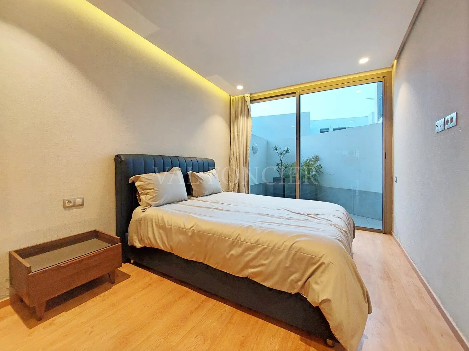 Location Studio Neuf Meublé Ultra Moderne avec terrasses Anfa, Casablanca - الدار البيضاء (4)