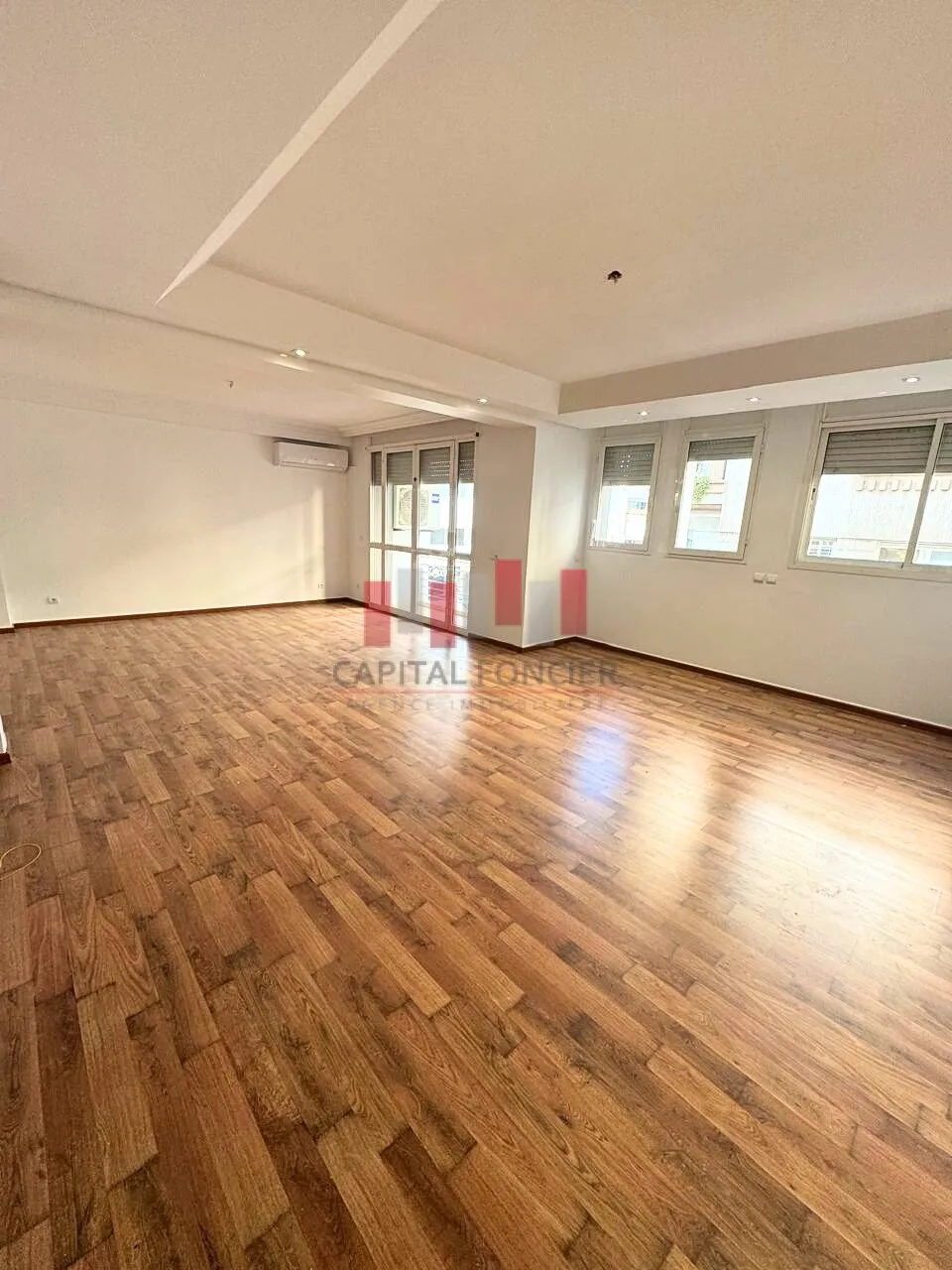 BEAUX VOLUMES : APPARTEMENT 4 CHAMBRES AU COEUR DE RACINE - الدار البيضاء
