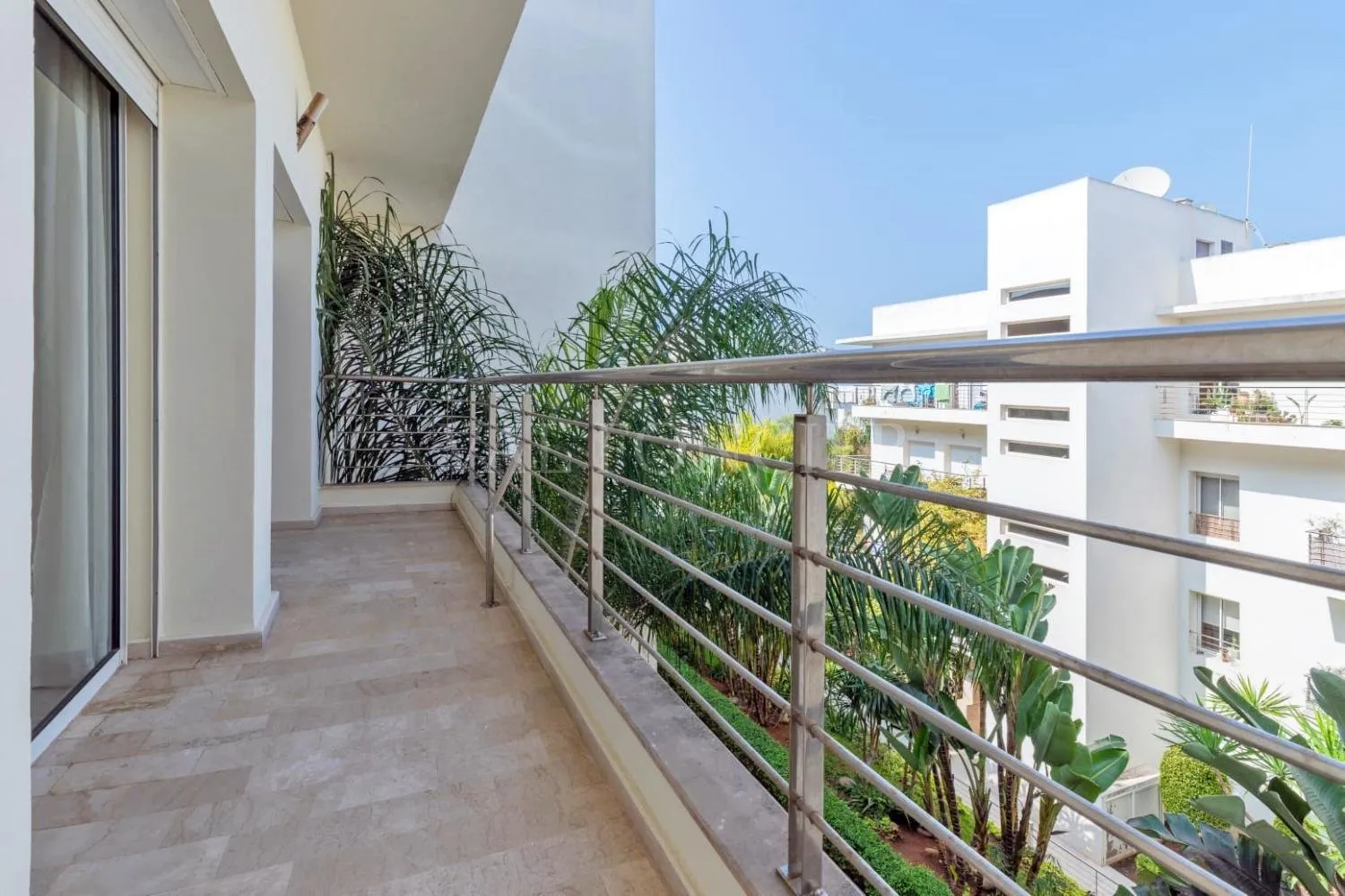 Location magnifique appartement 3chambres meublé moderne Ain Diab, Casablanca - الدار البيضاء (3)