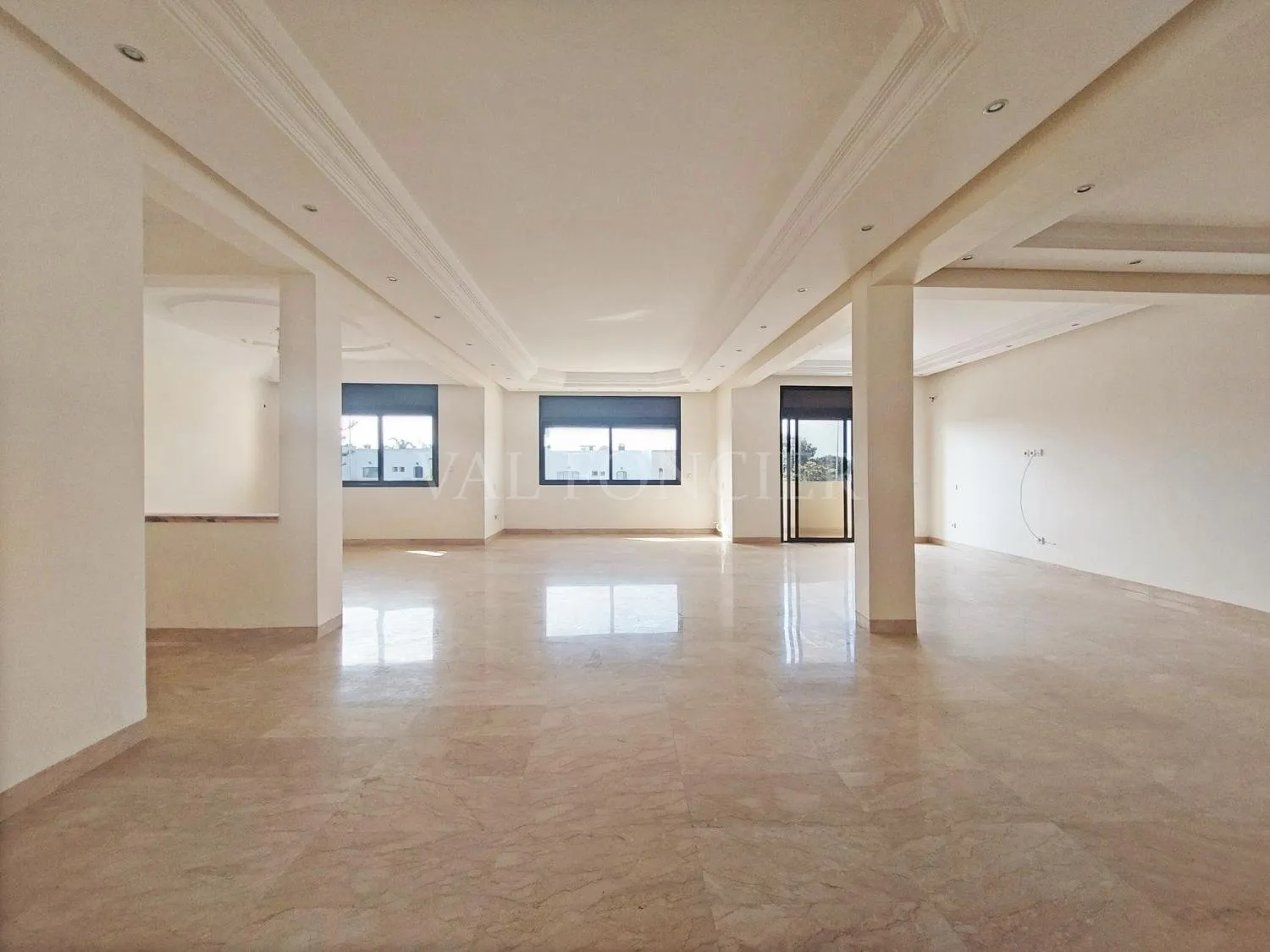 Location duplex rénové 320m2 5chambres Rooftop Ain Diab, Casablanca - الدار البيضاء (3)