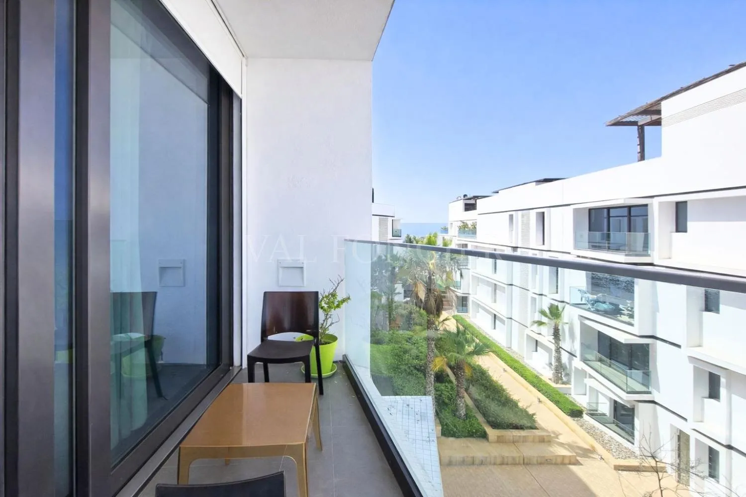 Location luxueux Appartement Meublé 2chambres 144m2 avec terrasse pied dans l'eau, Ain diab - الدار البيضاء (3)