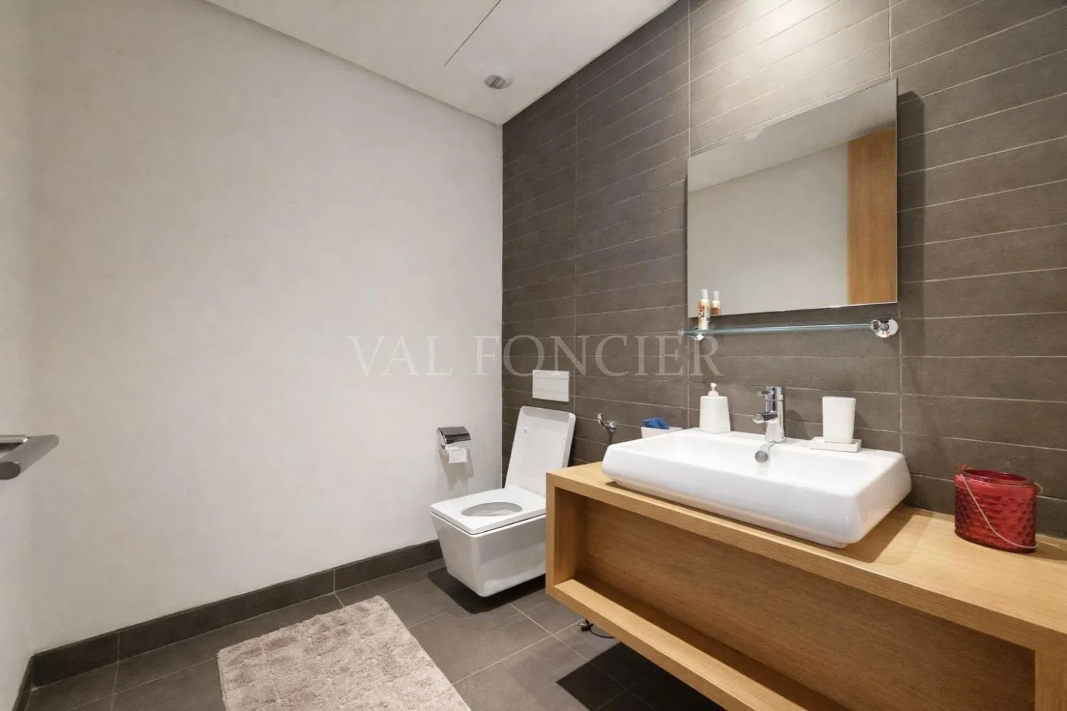 Location luxueux Appartement Meublé 2chambres 144m2 avec terrasse pied dans l'eau, Ain diab - الدار البيضاء (4)