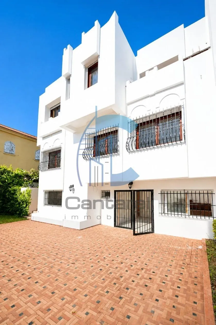 Villa de 450 m² à louer pour usage bureau – Proche Studio des Arts Vivants - الدار البيضاء (2)