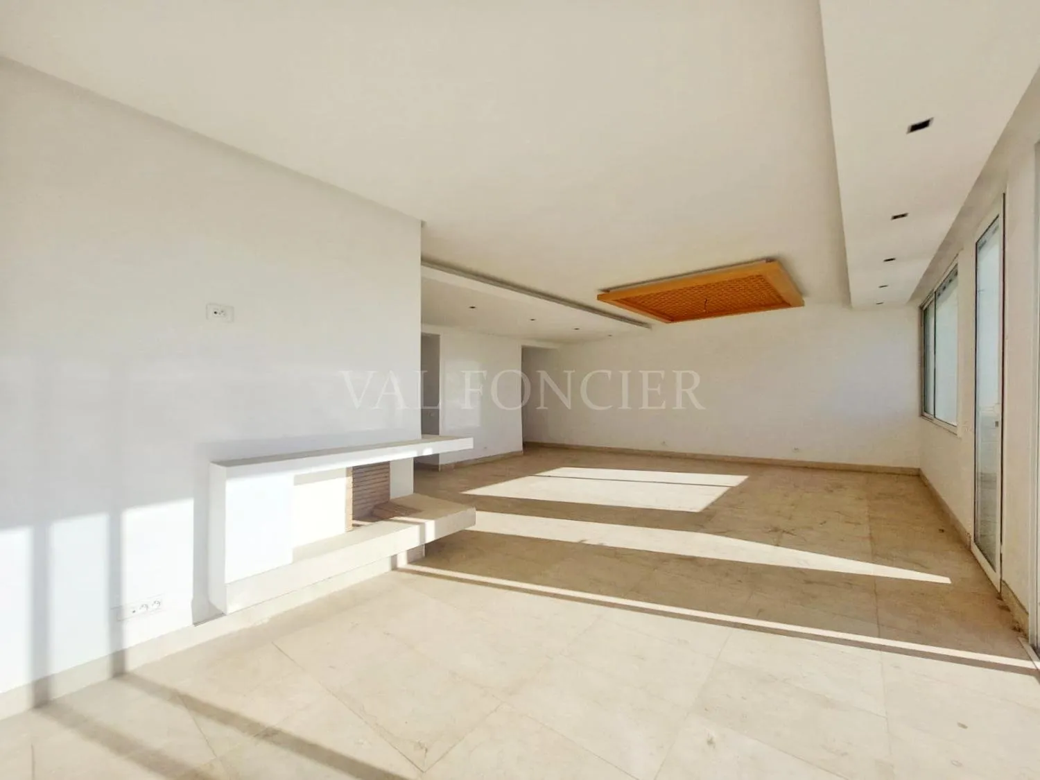 Location Très bel appartement neuf 182m2 au cœur de la ville verte, Casablanca - الدار البيضاء (3)