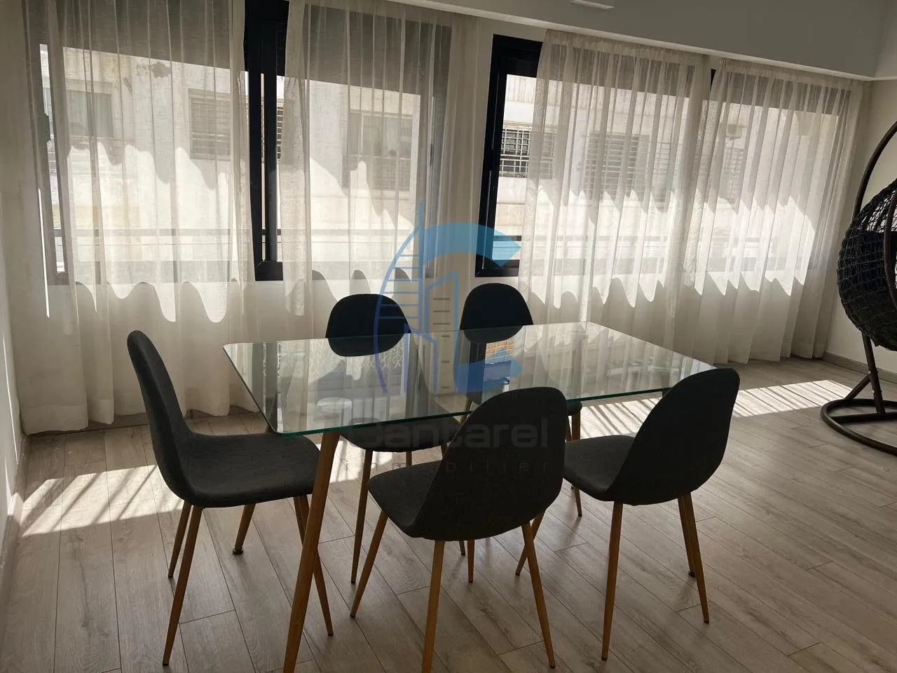 BEL APPT VIDE EN LOCATION RACINE - الدار البيضاء (2)