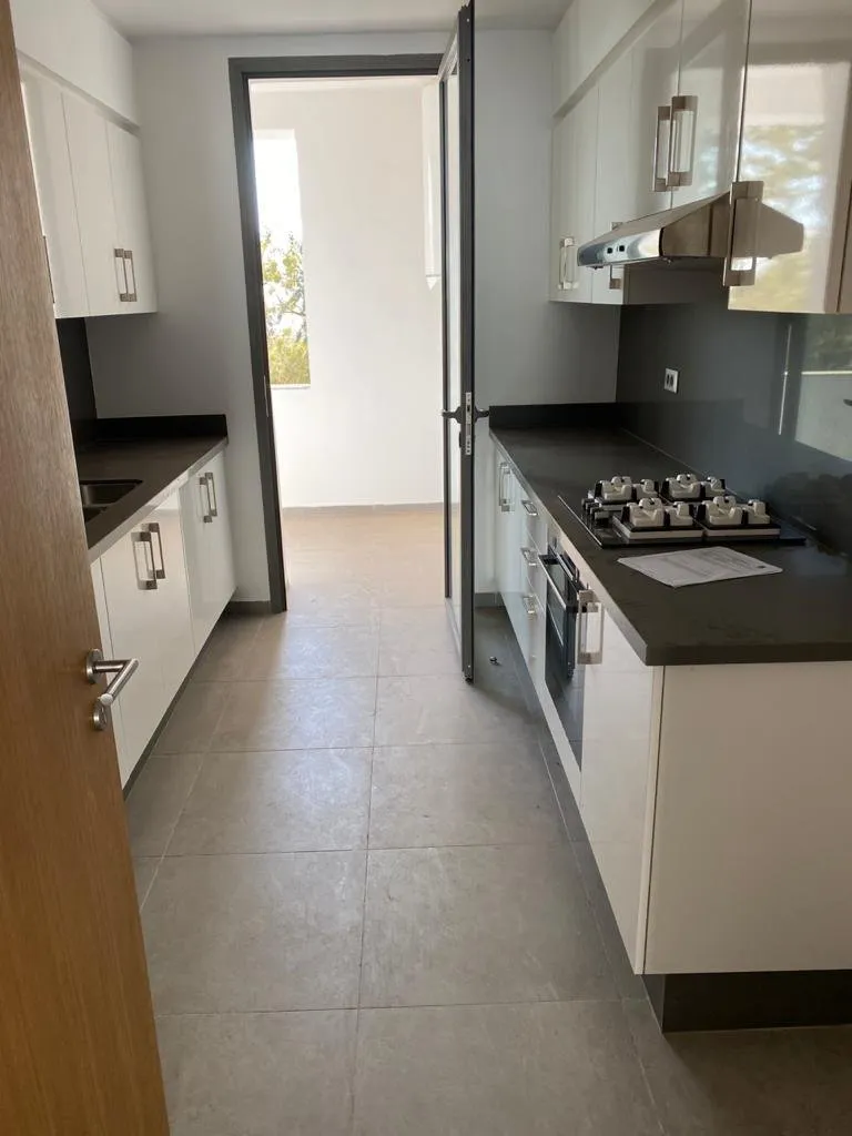 Magnifique appartement neuf à louer de haut standing sans vis-à-vis - الرباط (3)