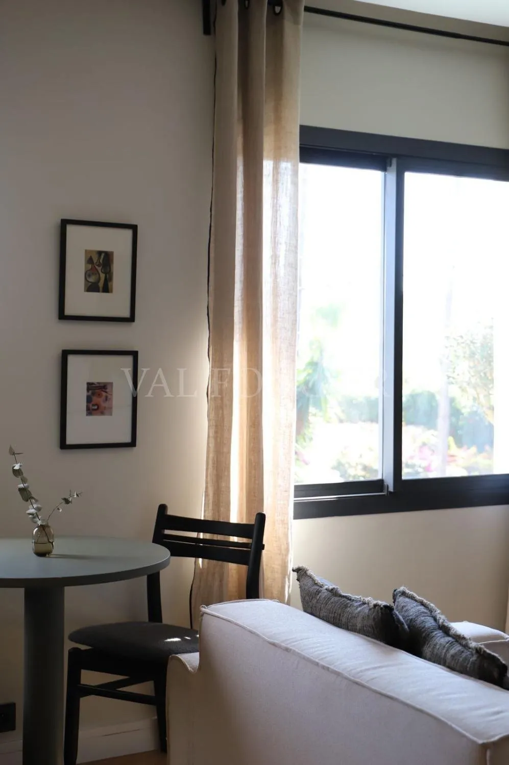 Location sublime studio meublé et équipé avec terrasse Ain Diab, Casablanca - الدار البيضاء (4)