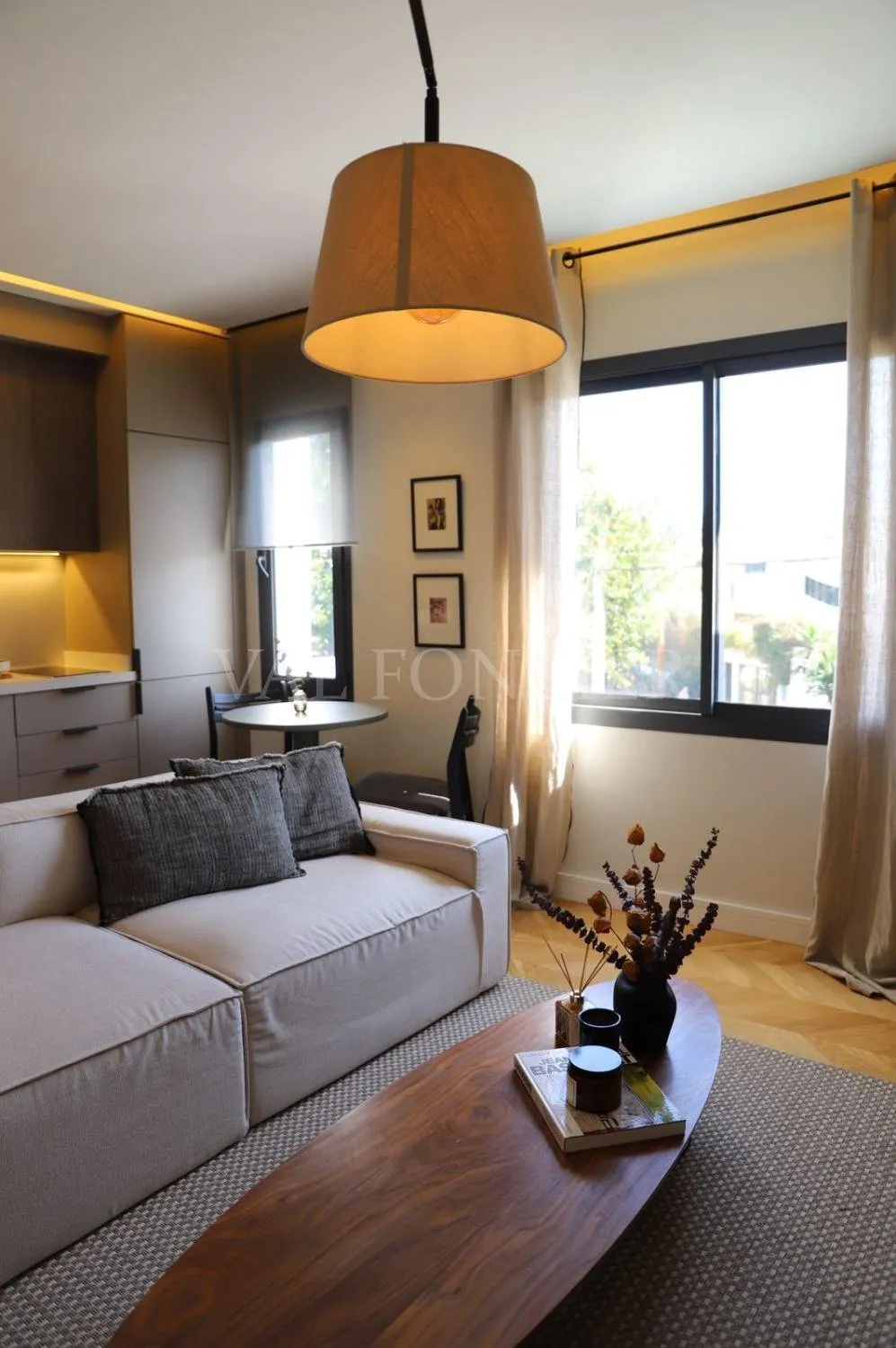 Location sublime studio meublé et équipé avec terrasse Ain Diab, Casablanca - الدار البيضاء (2)