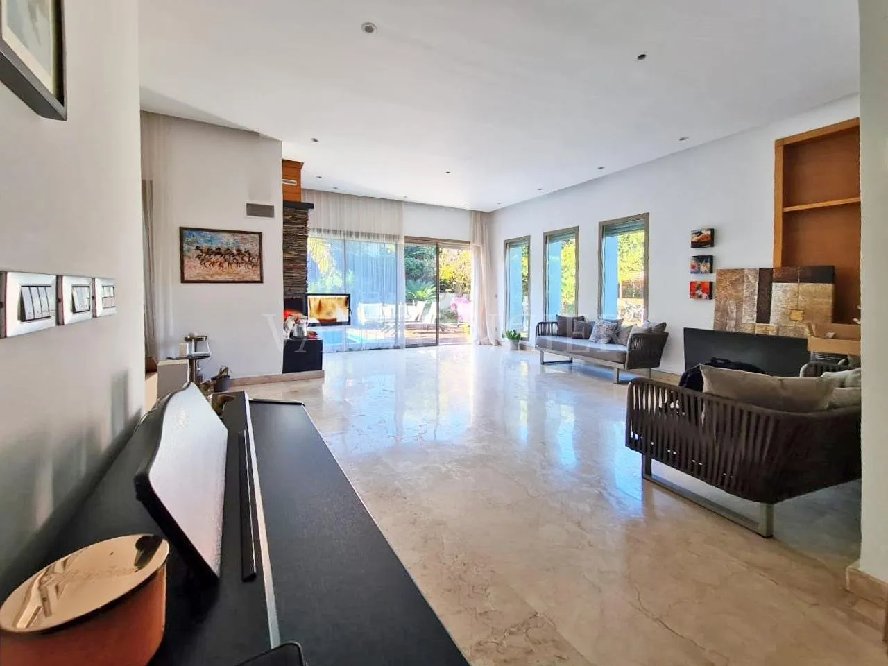 Location très belle villa 730m2 4chambres avec piscine, Bouskoura Ville verte - الدار البيضاء (3)