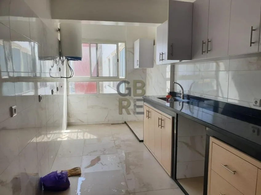 Très joli Appartement rénove à louer, sans vis-à-vis, très ensoleiller - الرباط (3)