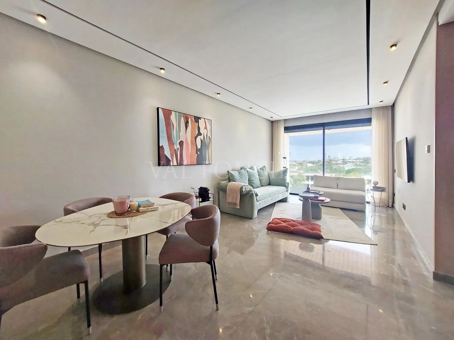 Location luxueux appartement meublé moderne 2chambres avec terrasse et vue mer, Anfa - الدار البيضاء (2)