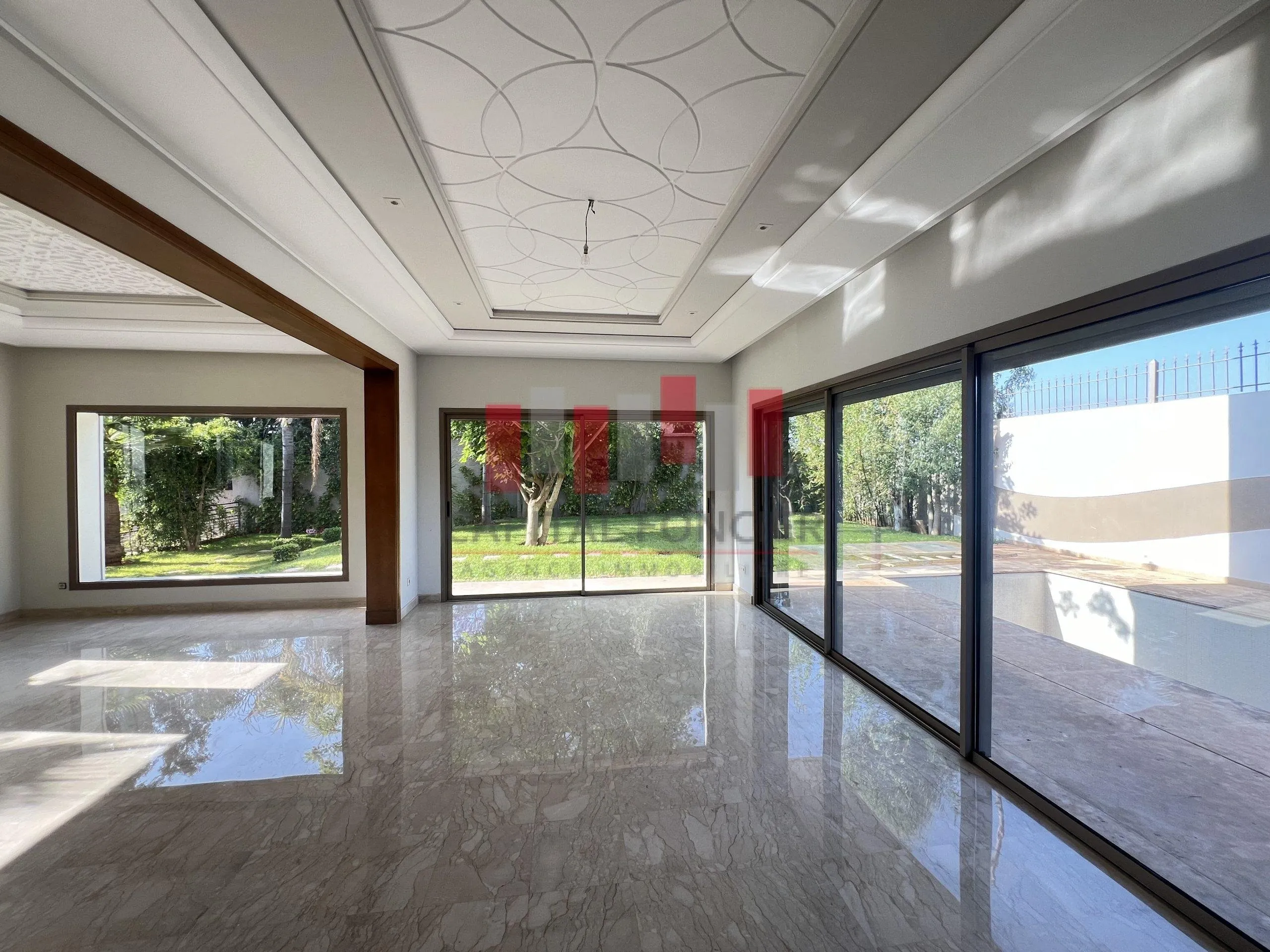 SUPERBE VILLA / BOUSKOURA / 4 CHAMBRES - الدار البيضاء
