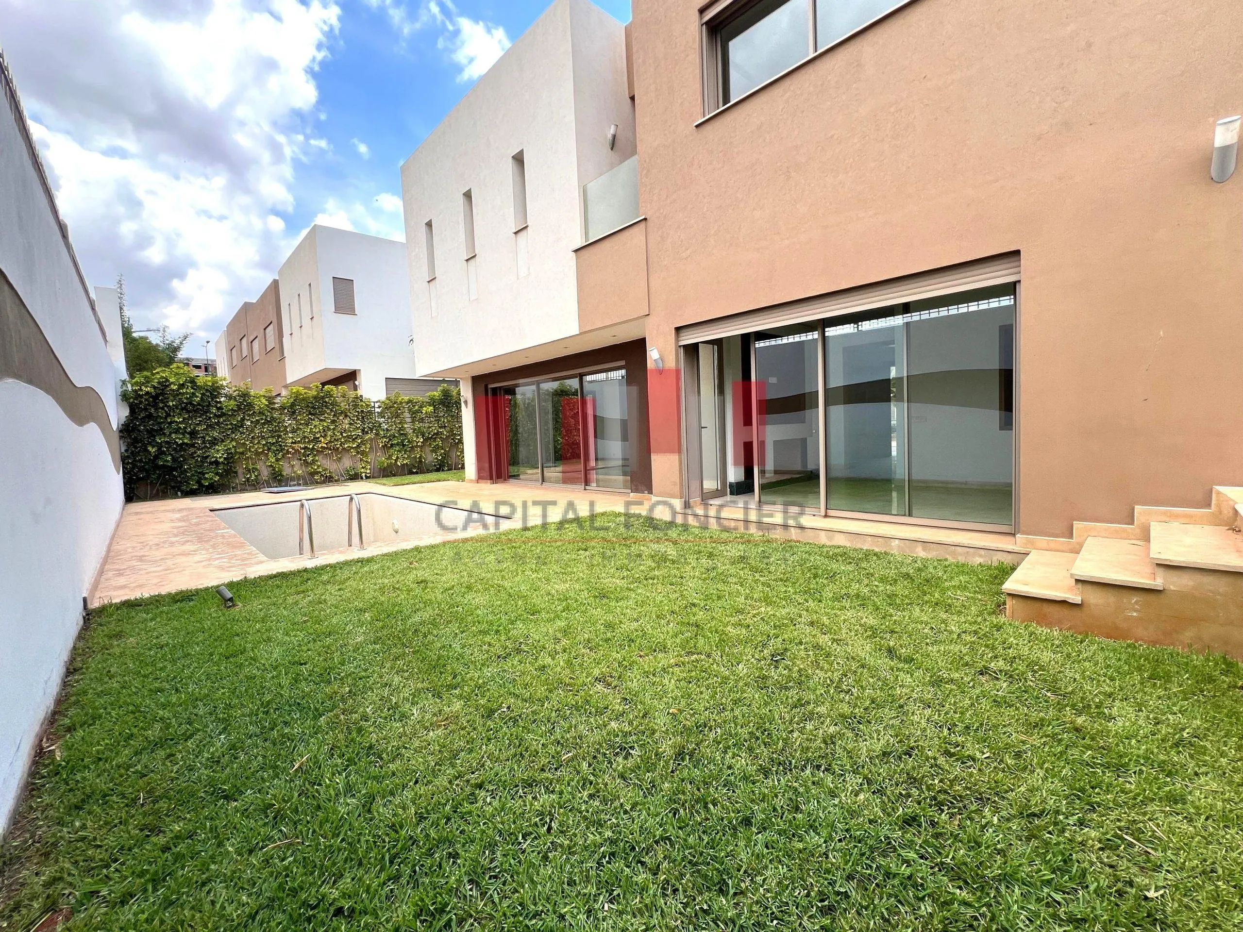 SUPERBE VILLA / BOUSKOURA / 4 CHAMBRES - الدار البيضاء (3)