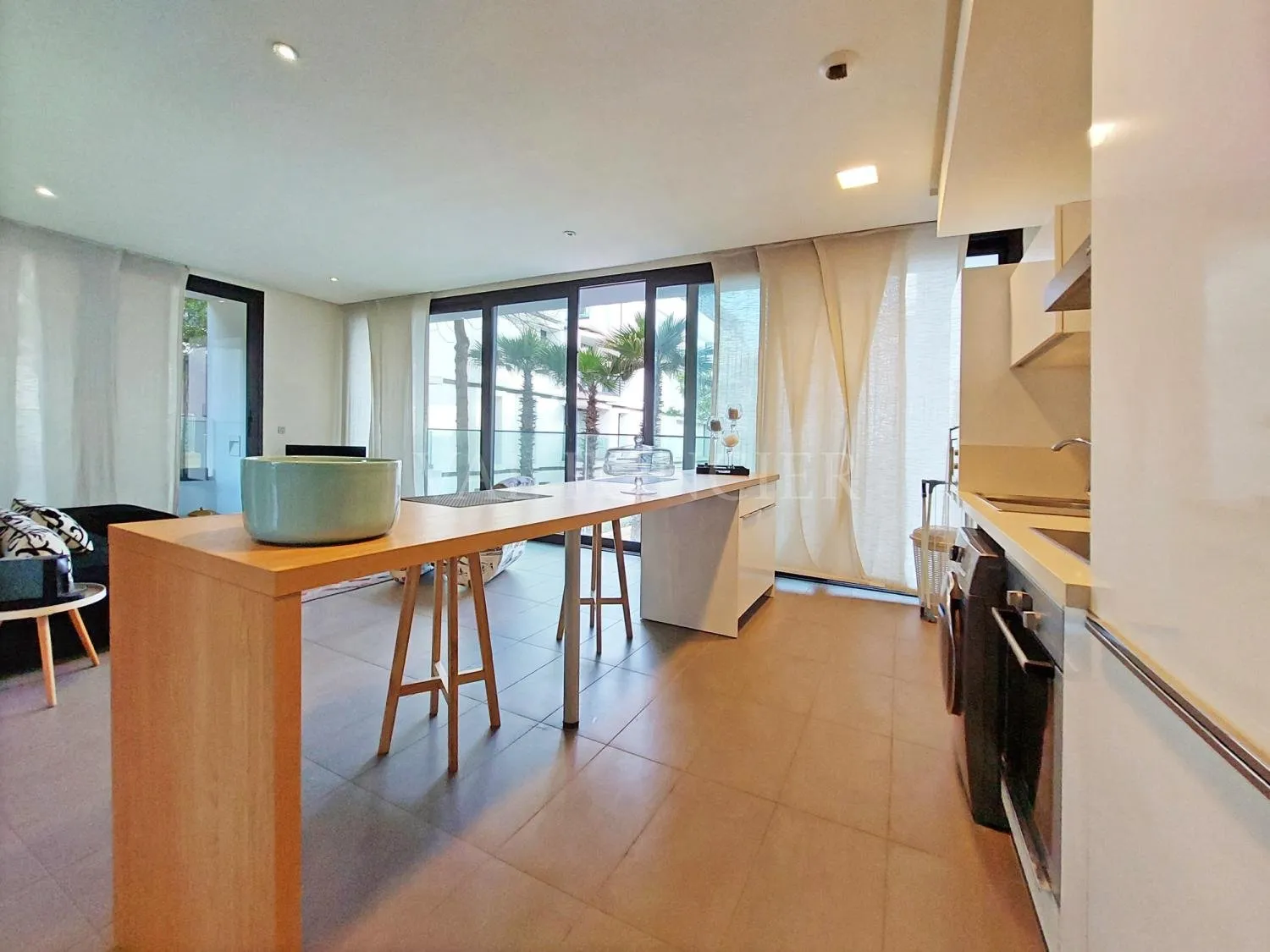 Location magnifique studio spacieux avec vue mer Ain Diab, Casablanca - الدار البيضاء (3)