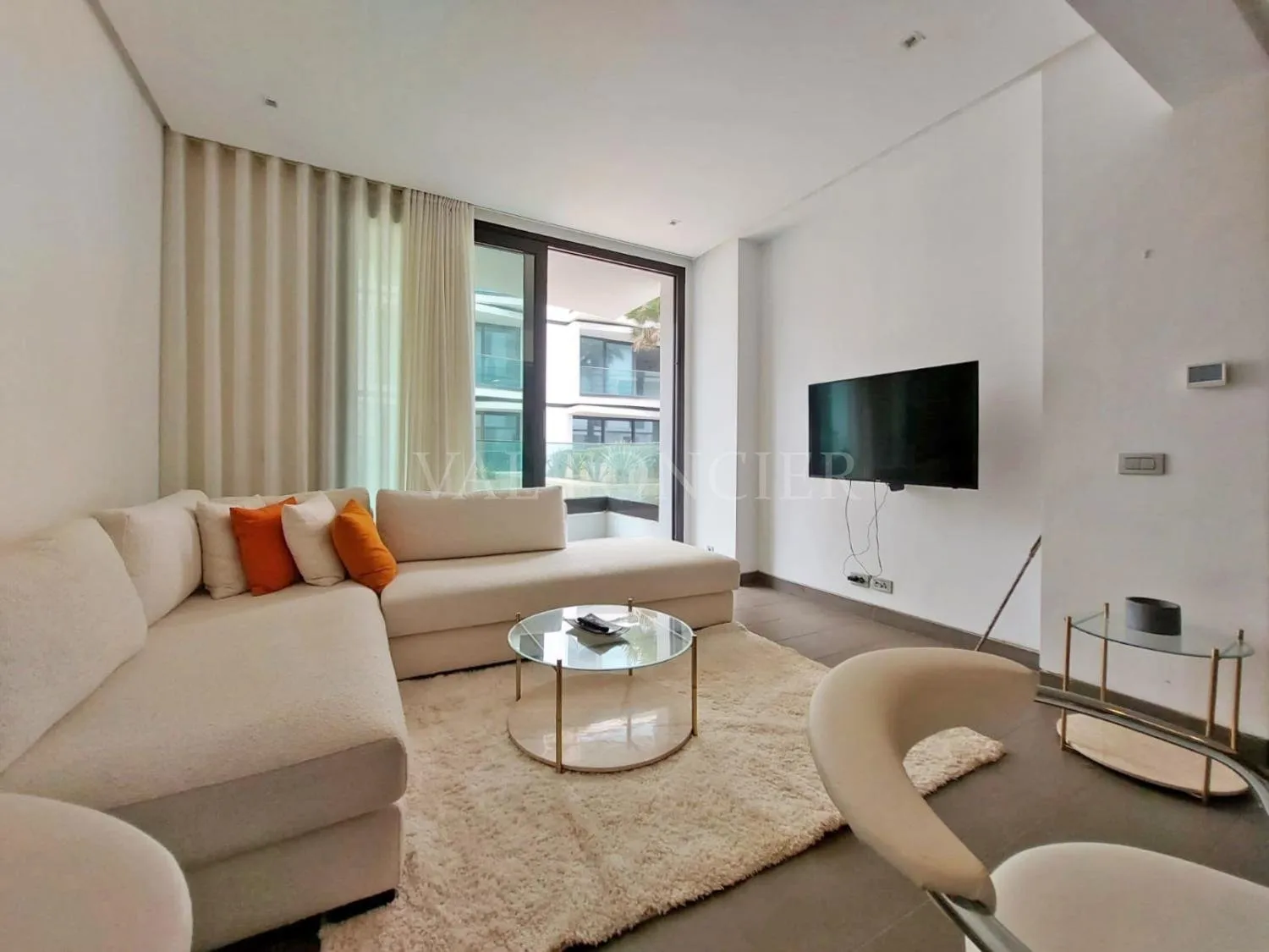 Location studio meublé spacieux  avec accès direct à la plage Ain Diab, Casablanca - الدار البيضاء