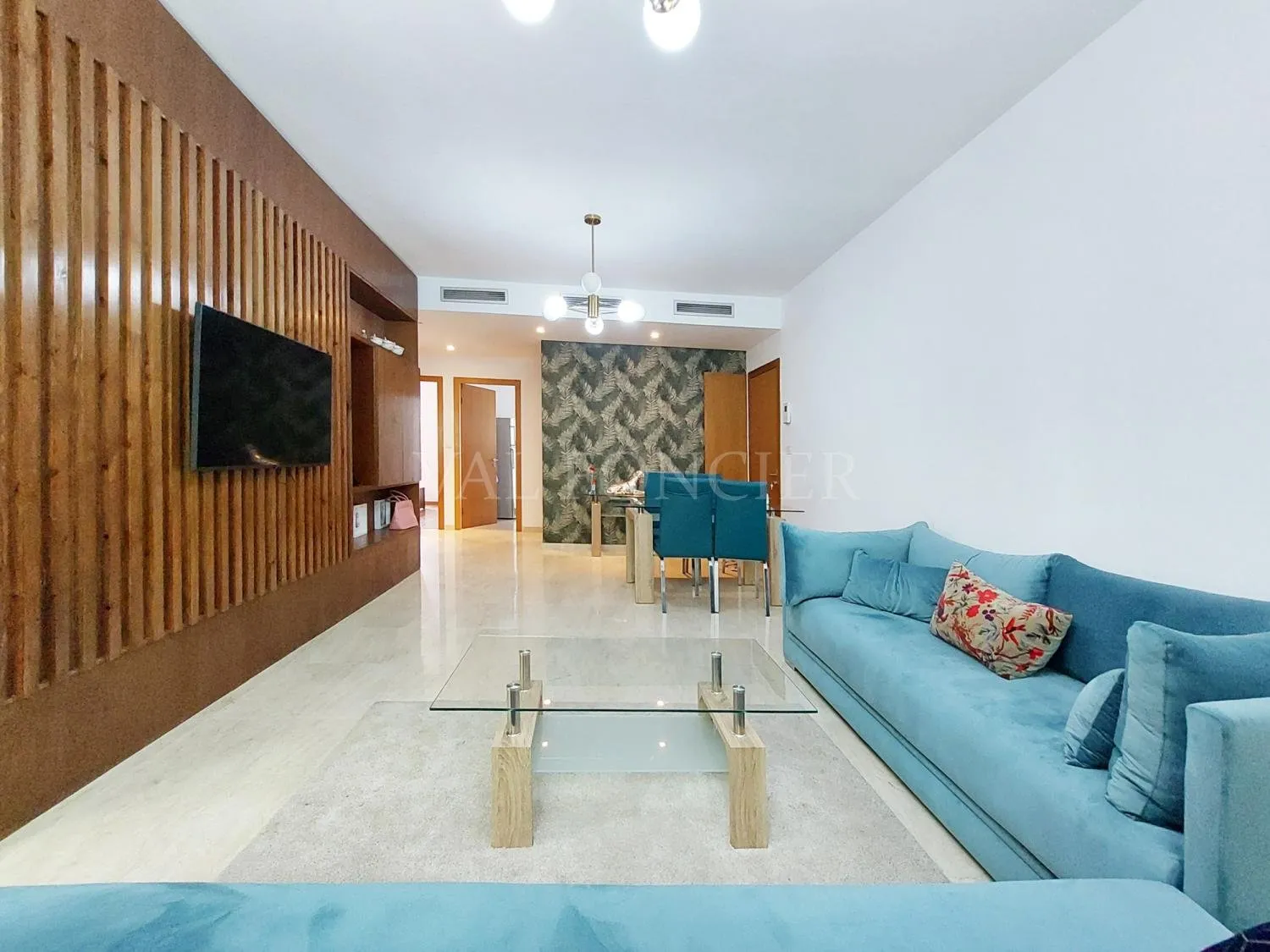 Location joli appartement 2chambres meublé résidence sécurisée Casa Finance City - الدار البيضاء (2)