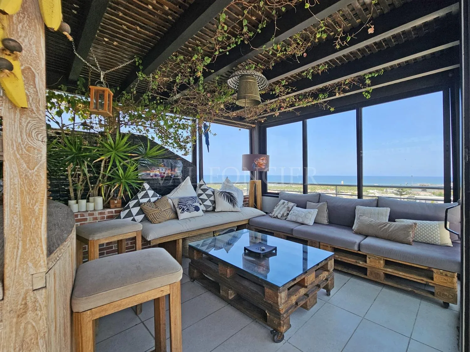 Location exceptionnel appartement 3chambres avec Rooftop et vue sur mer à Ain Diab - الدار البيضاء (4)