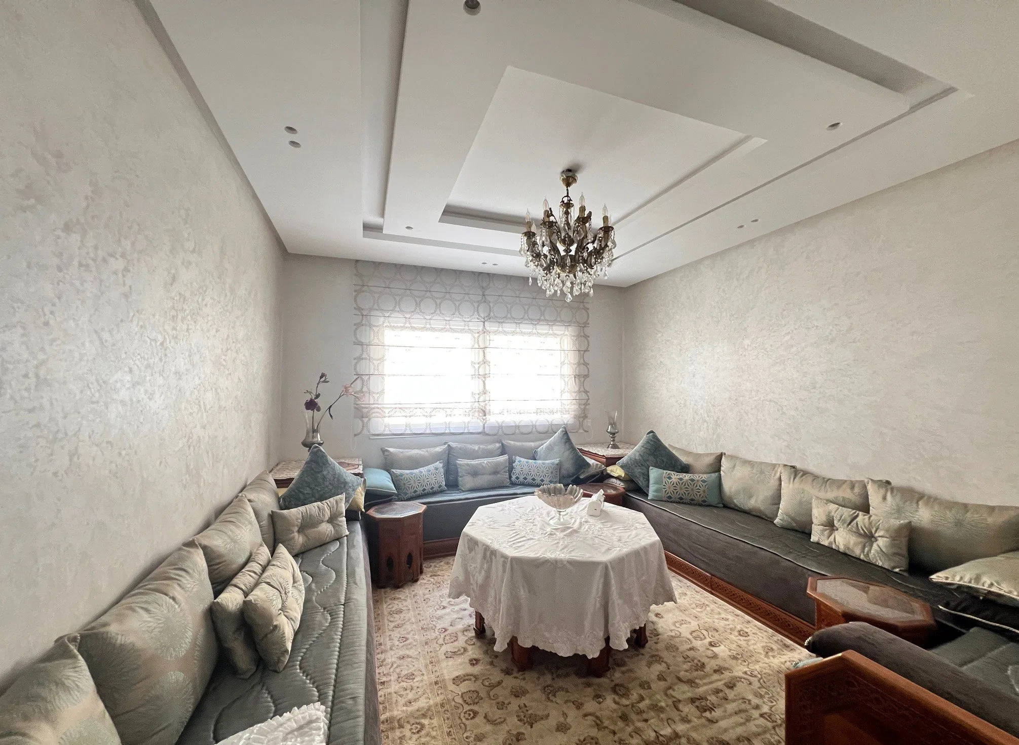 3 CHAMBRES / MEUBLEE / TADDART - الدار البيضاء
