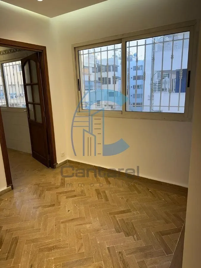 MAGNIFIQUE APPT VIDE EN LOCATION -RACINE - - الدار البيضاء (3)