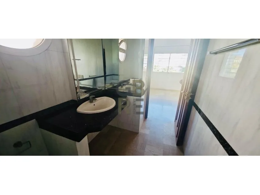 Appartement en location Vide en Rez-de-Chaussée Élevé à Hay Riad, Rabat - الرباط (2)