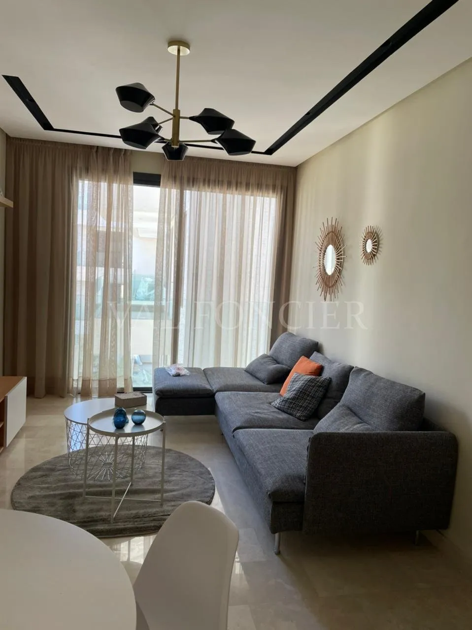 Location studio meublé haut standing avec terrasse Californie, Casablanca - الدار البيضاء (2)