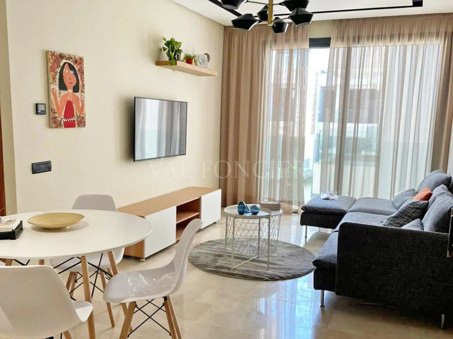 Location studio meublé haut standing avec terrasse Californie, Casablanca - الدار البيضاء