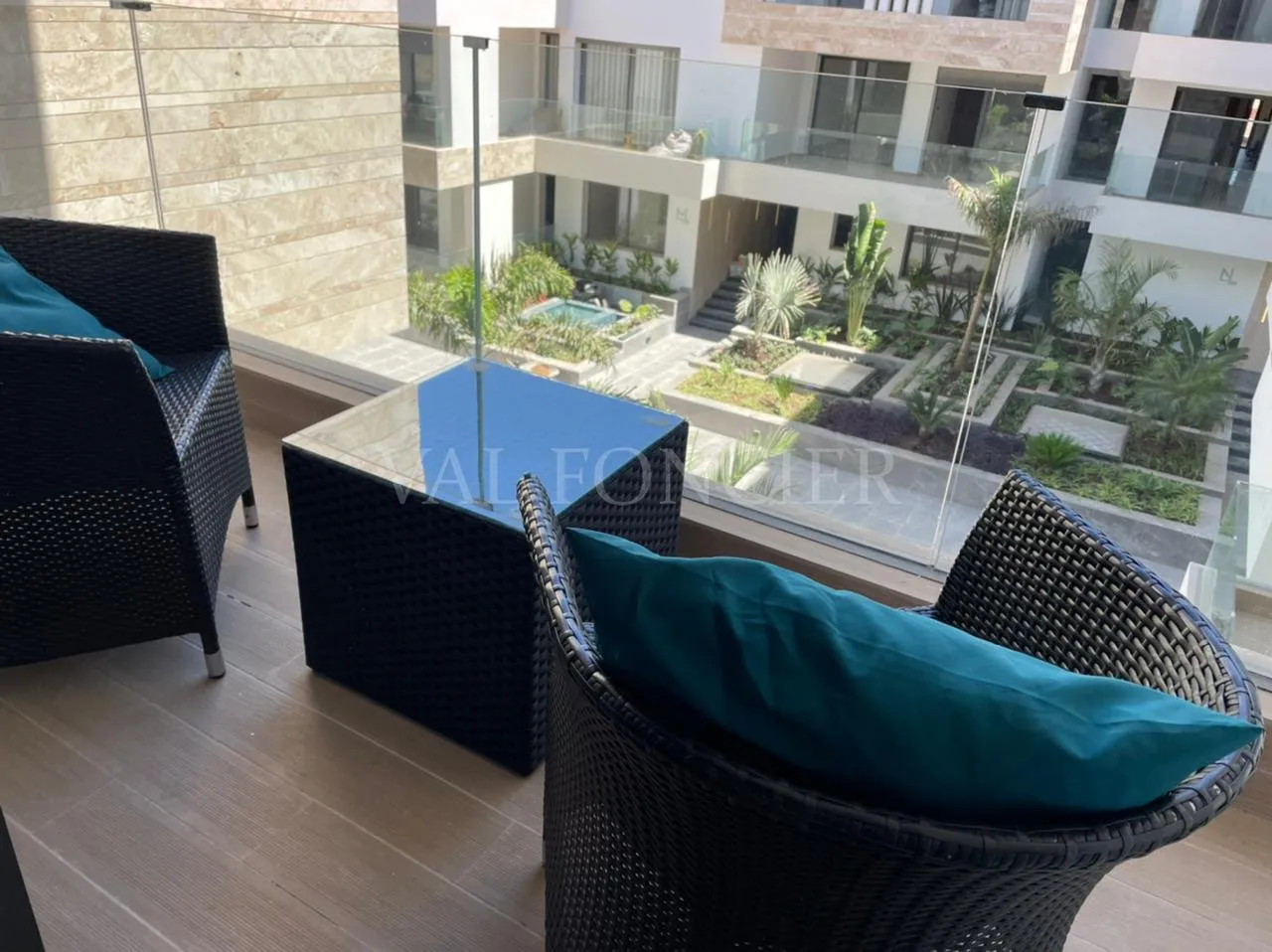 Location studio meublé haut standing avec terrasse Californie, Casablanca - الدار البيضاء (3)