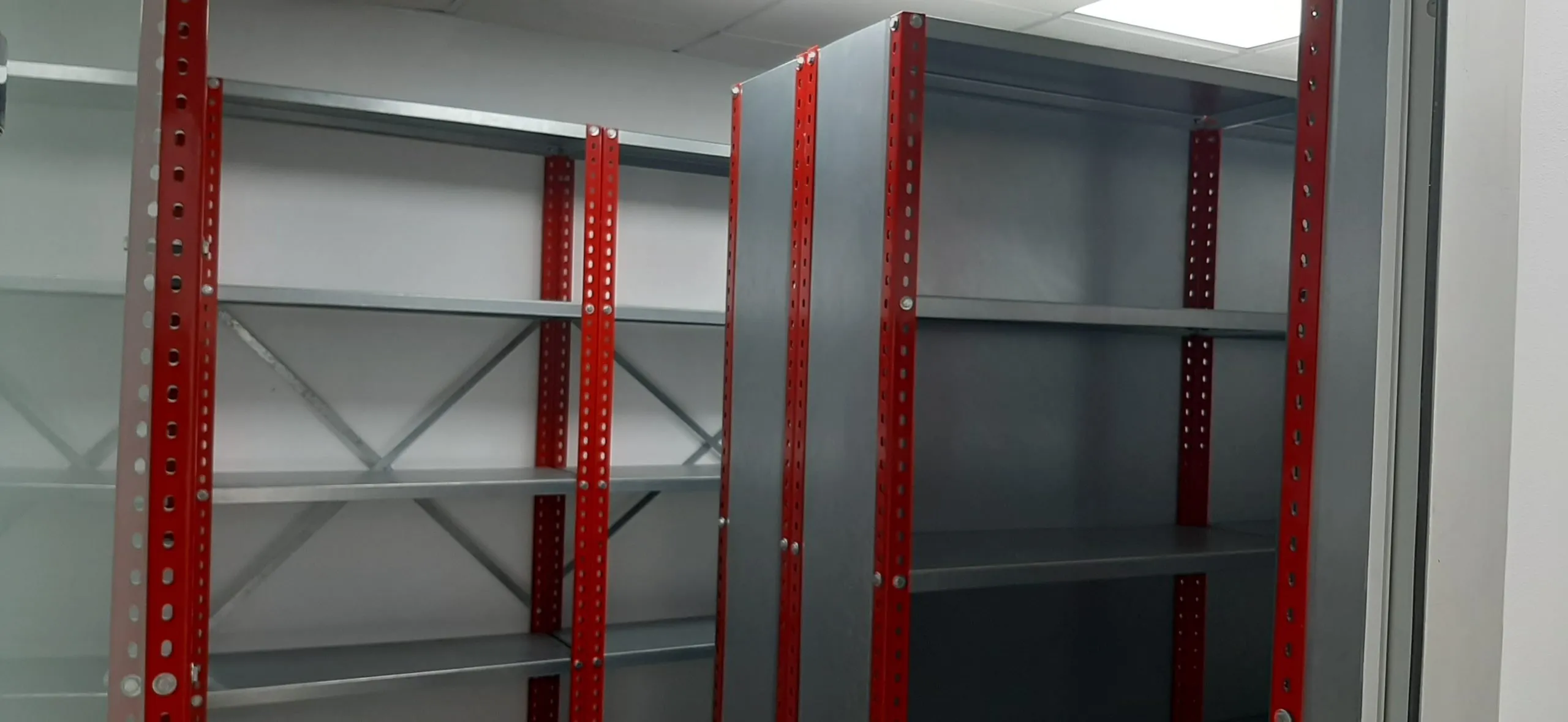 Immeuble professionnel d une surface exploitable de 1650 m2 a la location quartier maarif - الدار البيضاء (2)