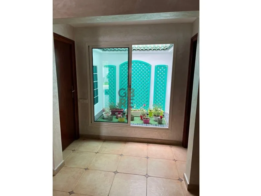 Villa plain-pied à Souissi en location avec piscine - الرباط (3)