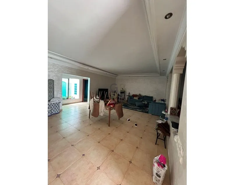 Villa plain-pied à Souissi en location avec piscine - الرباط (4)