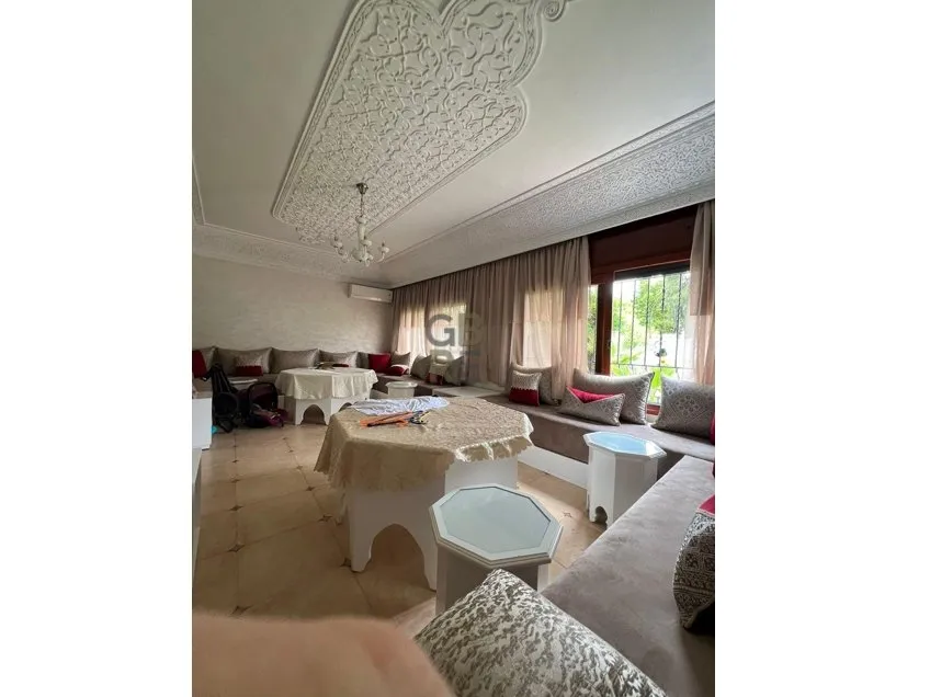 Villa plain-pied à Souissi en location avec piscine - الرباط