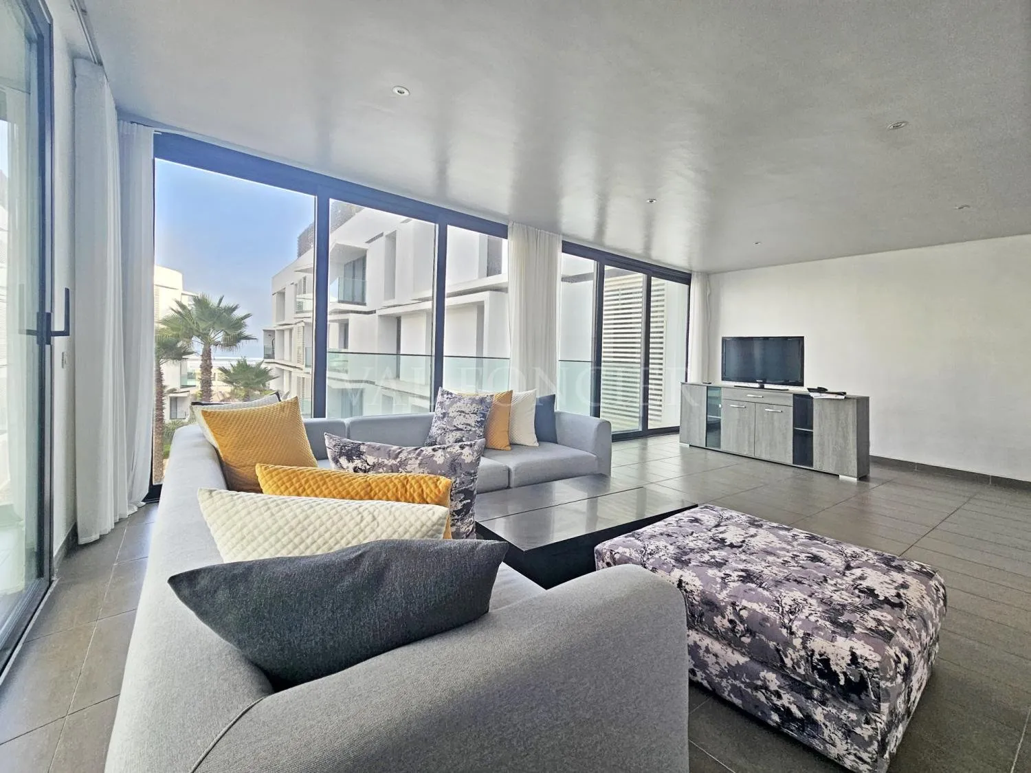 Location magnifique appartement 2chambres meublé vue mer à Anfaplace, Ain diab - الدار البيضاء