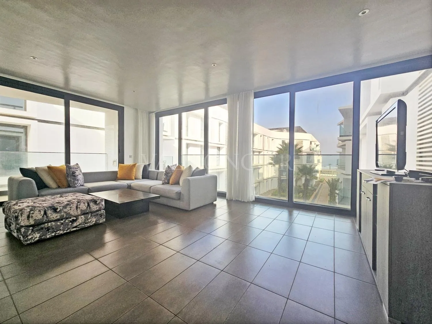 Location magnifique appartement 2chambres meublé vue mer à Anfaplace, Ain diab - الدار البيضاء (4)