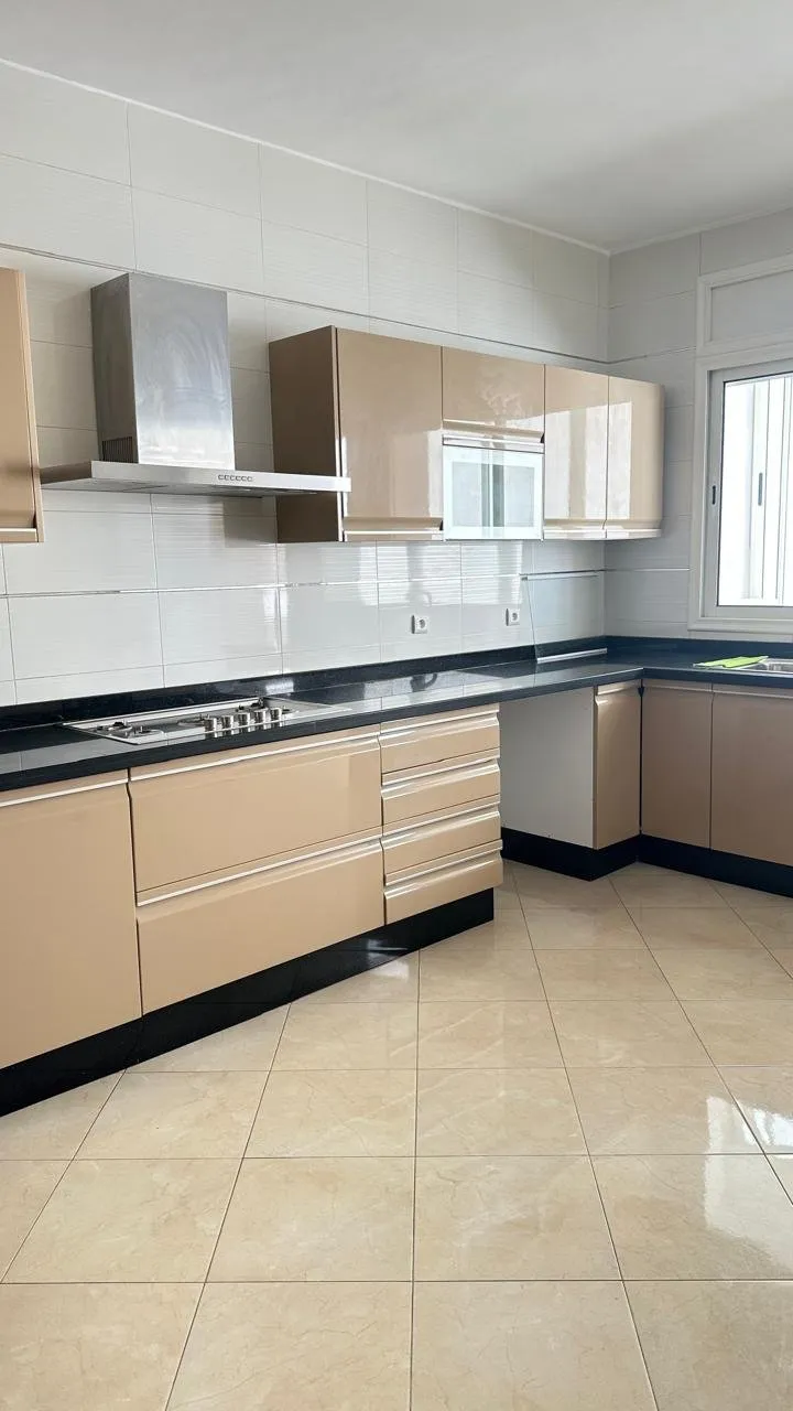 APPARTEMENT SPACIEUX - الدار البيضاء (2)