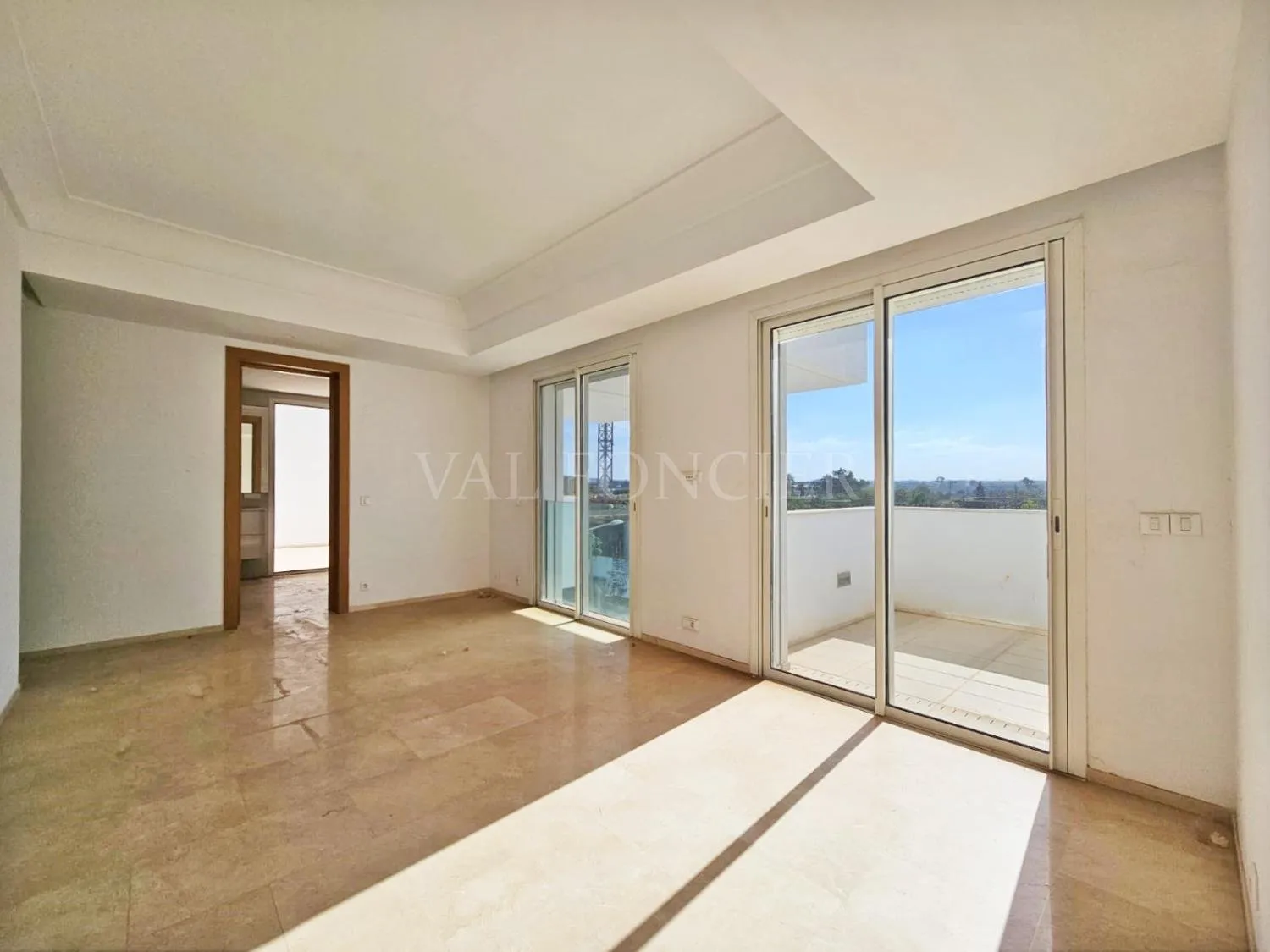 Location superbe appartement 3chambres sans vis à vis CFC, Casablanca - الدار البيضاء (3)
