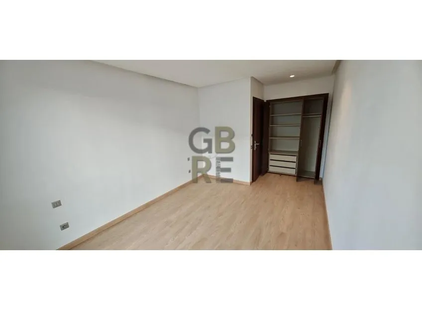 Superbe appartement en location à Souissi - الرباط (2)