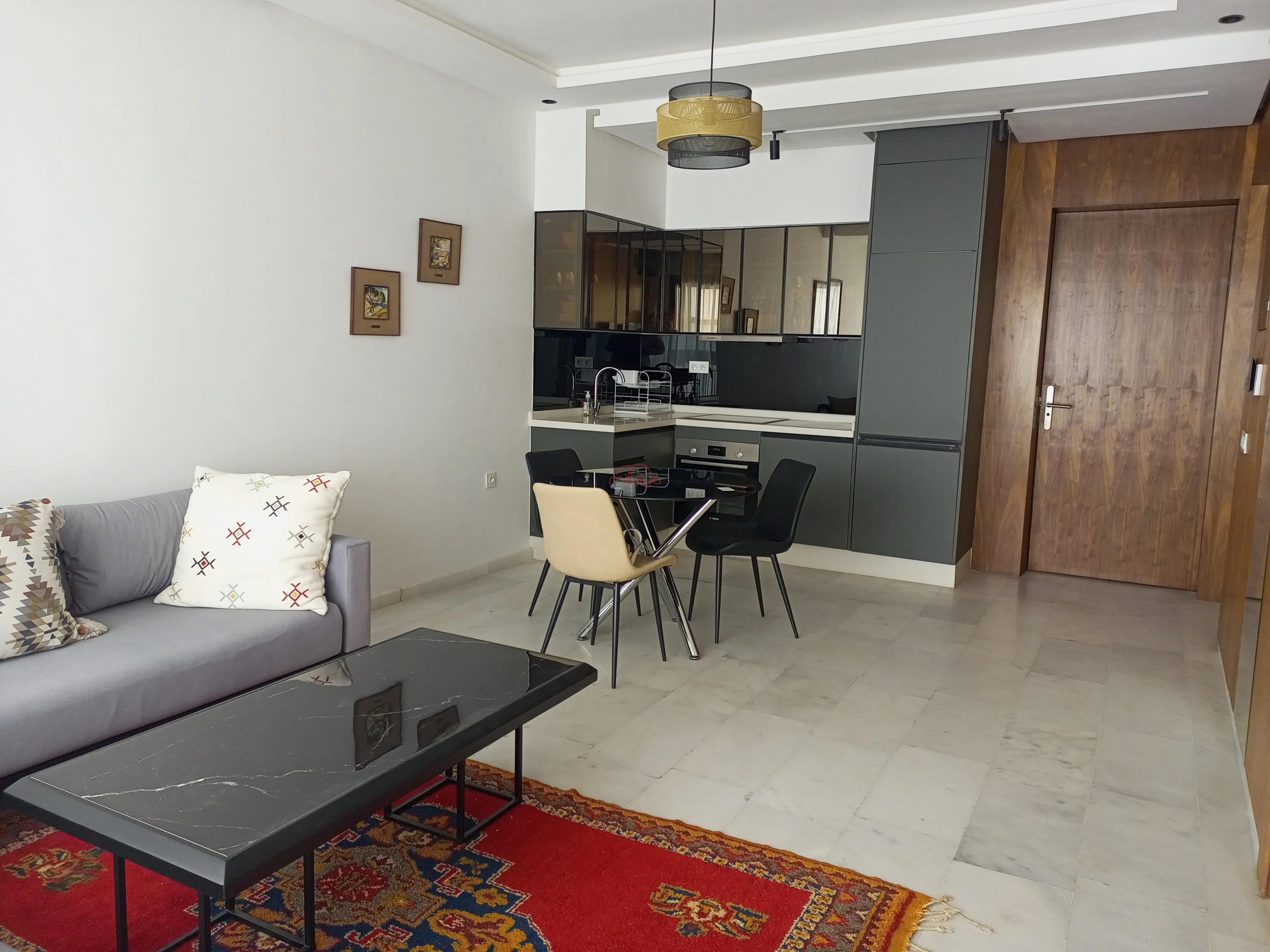 Location Appartement à Casablanca - الدار البيضاء