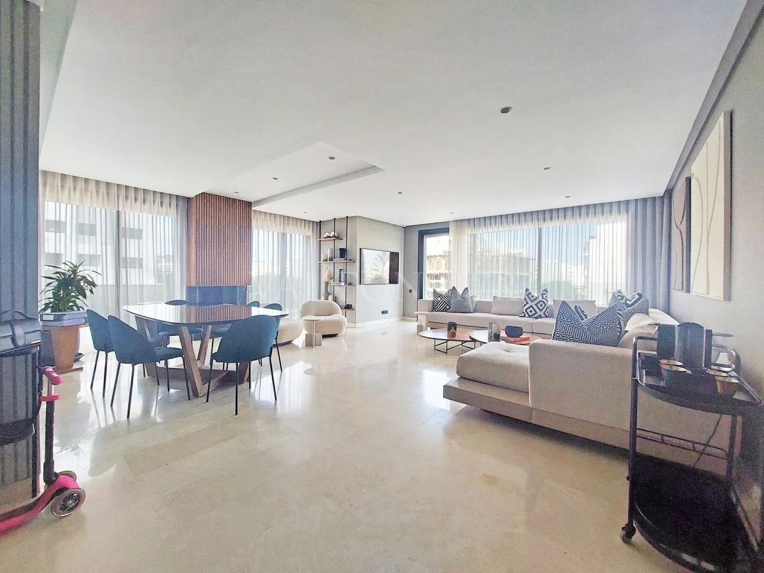 Location luxueux appartement moderne 3chambres à La Ferme Bretone, Casablanca - الدار البيضاء (2)