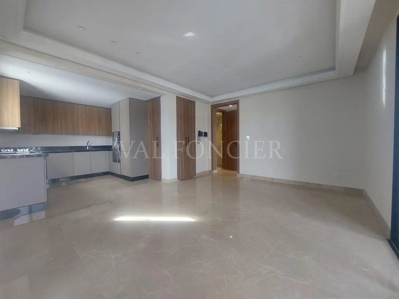 Location appartement Haussmannien Moderne 83m2 Ain Diab, Casablanca - الدار البيضاء (2)
