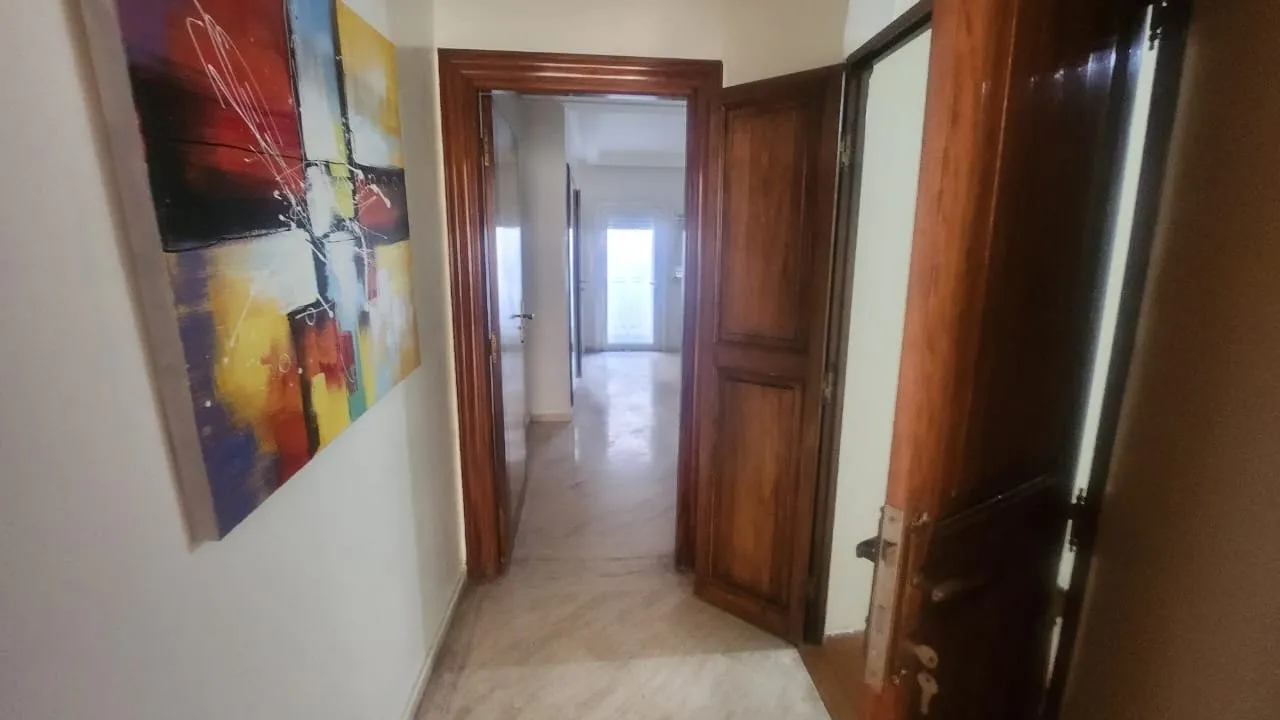 TRIANGLE D’OR – Duplex  vide en location - الدار البيضاء (3)
