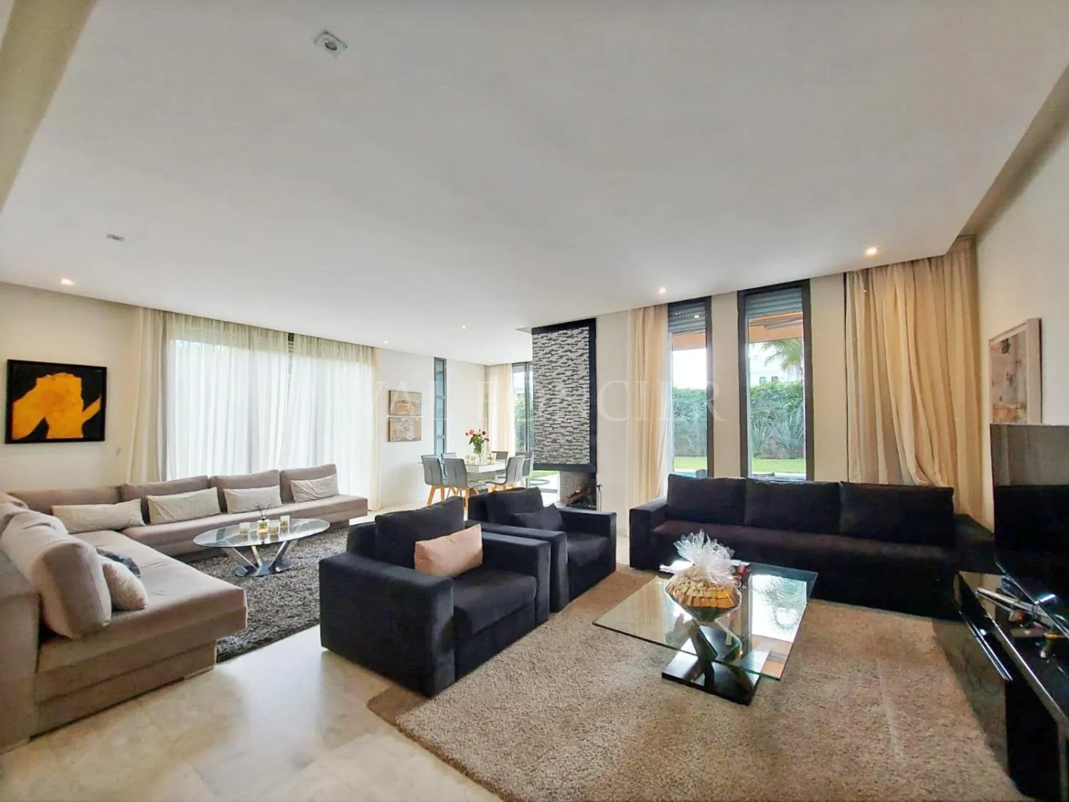 Location Magnifique Villa meublée 517m2 avec piscine à Bouskoura Ville verte - الدار البيضاء (4)