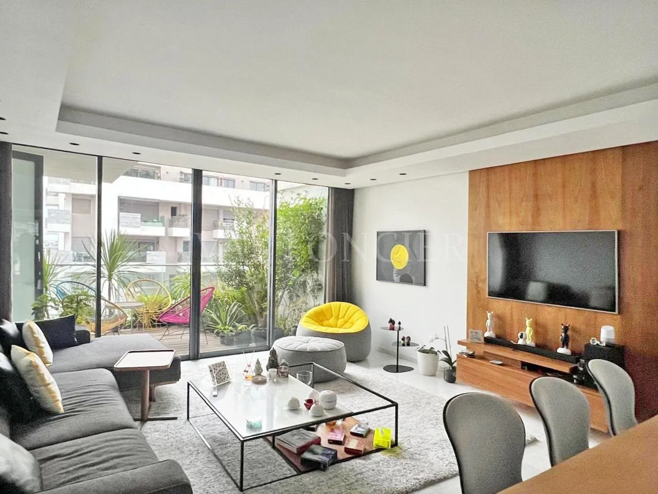 Location appartement exceptionnel meublé moderne avec terrasse, Casablanca Finance City - الدار البيضاء (2)