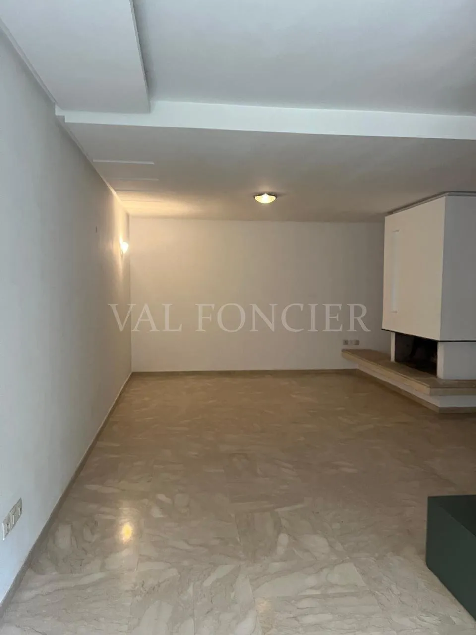 Location superbe appartement rez de jardin 3chambres Ain Diab, Casablanca - الدار البيضاء (2)