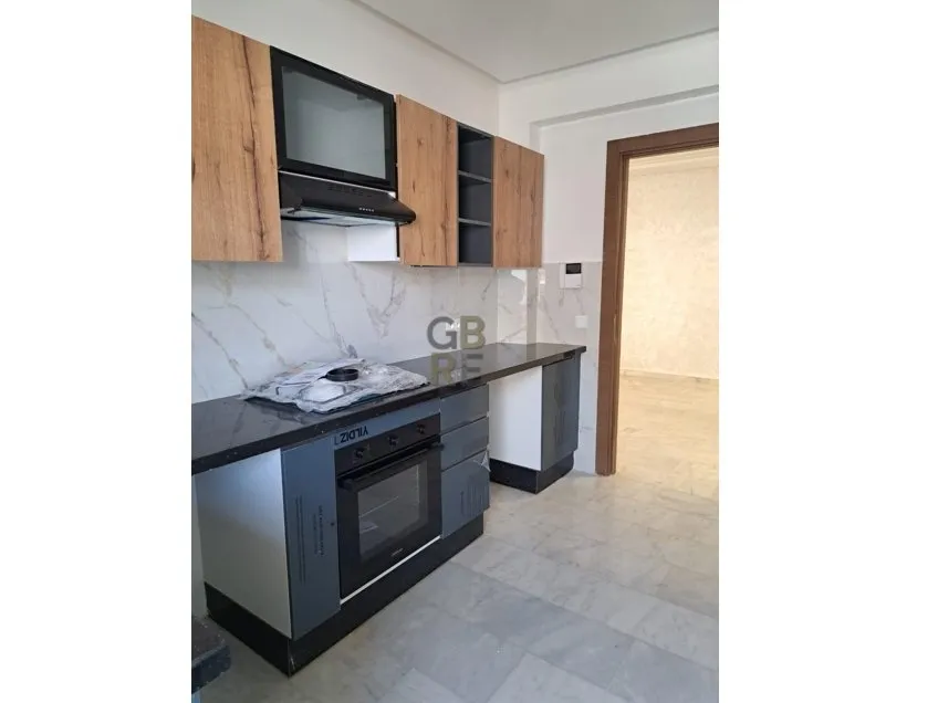 Bel appartement neuf à louer à El Menzeh - الرباط (4)