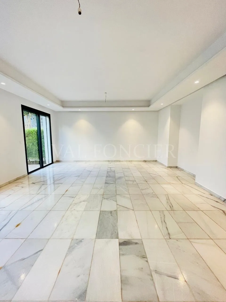 Location rez de jardin 2chambres Ville verte Bouskoura - الدار البيضاء (3)